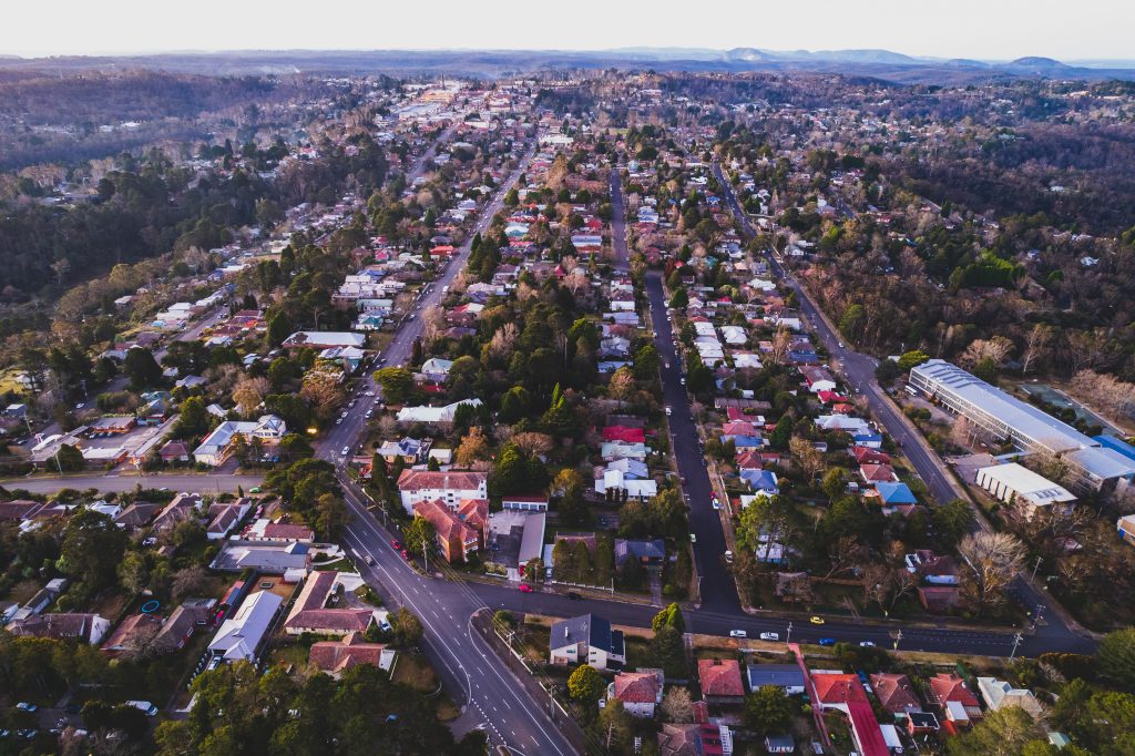 Birds eye view of Katoomba town located in Blue Mountains